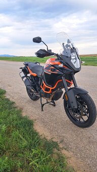ĶTM 1090 Adventure - 8