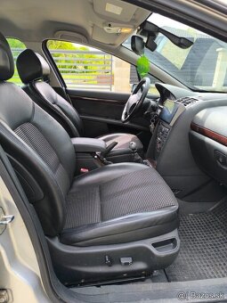 Peugeot 407 2.0 HDI - 8