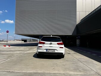 Hyundai i30 1.6 CRDi STYLE 100kW | FULL LED | Keyless - 8