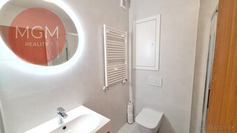 PRIPRAVUJEME DO PONUKY - 2 izbový byt s priestraným balkó - 8