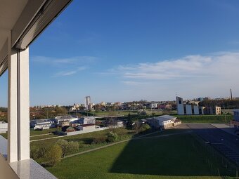 Prenájom 2 izbového bytu - voľný od 1.9.2025 - 8