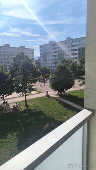 Prenajmem 2 izbový byt v Žiari nad Hronom - 8