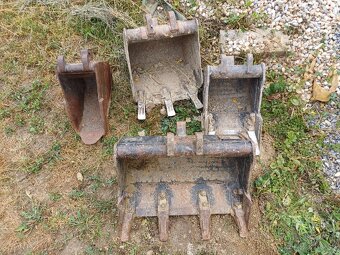 Minibager Bobcat 320 - 8