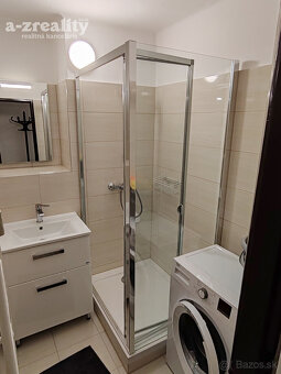 Prerobený 2 izbový byt na prenájom v centre Komárna - 8