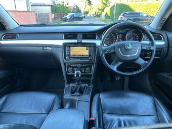 Skoda Superb 2.0 TDI 4x4 125kw DOVOZ GB - 8
