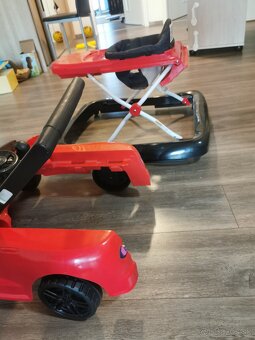 Predám detské chodítko – červené autíčko 2v1 🚗✨ - 8