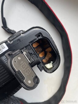 Canon EOS 5D Mark IV - 8