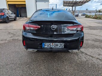 Opel Insignia GSi 4x4 2.0 Turbo - 8