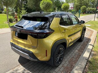 Toyota yaris cross awd hybrid - 8