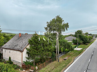 Na predaj rodinný dom + 2 stavebné parcely v obci Čerhov - 8