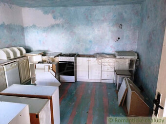 Rekonštruovaný gazdovský dom v pokojnej obci Kleňany v okr - 8