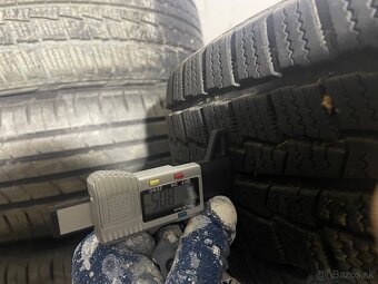 Hankook 215/65 r16 zimné 90% - 8