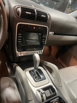 Porsche Cayenne 4.5 V8 250kW – pružiny, nové rozvody - 8