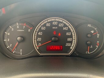 Suzuki Swift 1.3 - 8