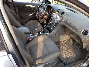 Ford Mondeo - 8