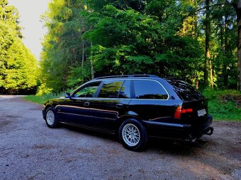 BMW E39 Touring - 8