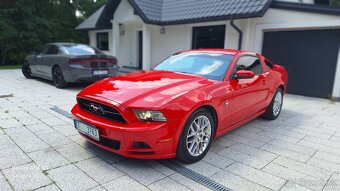FORD MUSTANG 3.7 PREMIUM AUTOMAT KOURZ - 8