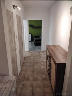 Prenájom priamo od vlastníka 2 izbový byt s balkónom, BB - 8
