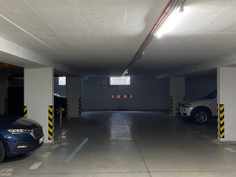 Garážové státie v PANORAMA pri TESCU - 8