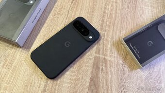 Vymenim Google Pixel 10 Obsidian + original Google obal - 8