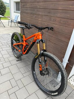 Trek Slash 7 Large - 8
