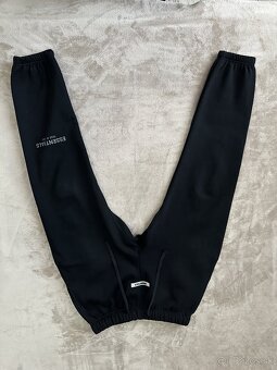Essentials teplaky - 8