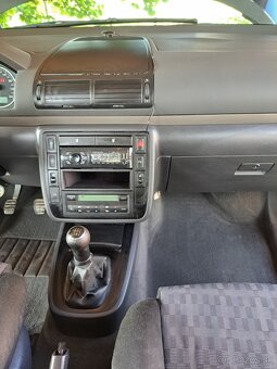 Predam wolksvagen sharan 1.9 TDI BUSSINES - 8