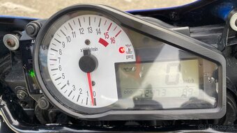 Suzuki gsxr 600 k1 85kw - 8