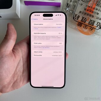 Apple iPhone 15 Pro Max 256GB - 8