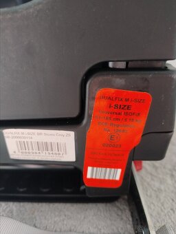 Britax Römer dualfix M i-size otočná autosedačka - 8