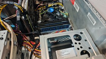 Mid-tier gaming pc - 8