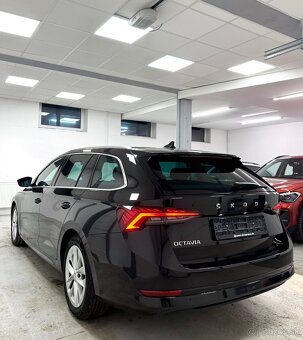 Škoda Octavia IV 2.0TDI Style/Black Packet/Apple car play - 8