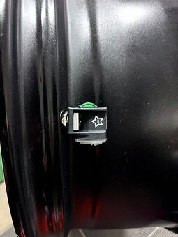 NOVE BMW X7, X5, X6 R21 disky - 8