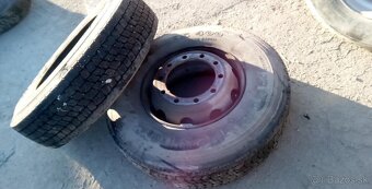 Autobus Karosa kolesá Firestone 29580 R22,5 - 8