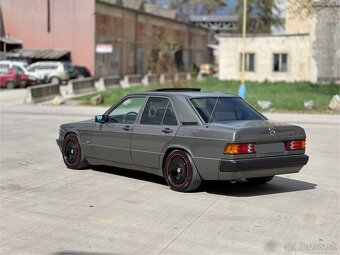 Mercedes 190e w201 - 8