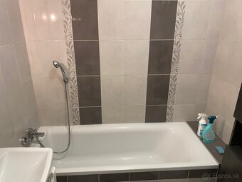 Prenájom 2izb byt agatova ulica v Dubnici n\V 70m2 - 8