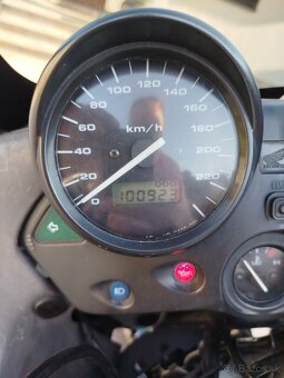 Honda XL1000 V Varadero - 8