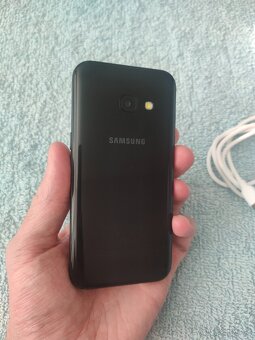 Samsung Galaxy A3 16GB - 8