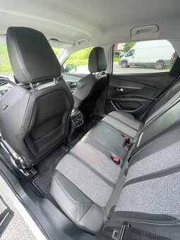 Peugeot 3008 1,2 PureTech 130k 2017 Allure A/T - 8