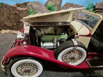 Prodám model 1:18 Packard Brewster 1930 - 8