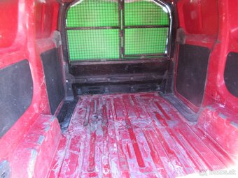 NISSAN NV200 - 8
