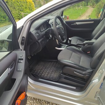 Mercedes Benz b.180 Cdi - 8