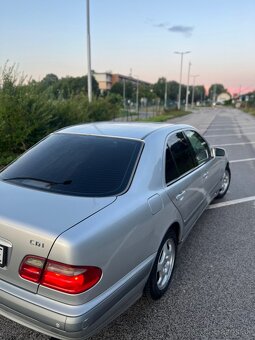Mercedes w210 e220 - 8