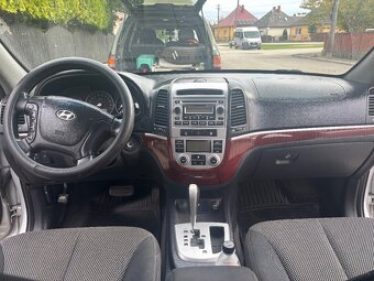 Predám zachovalý Hyundai Santa fe 4x4 - 8