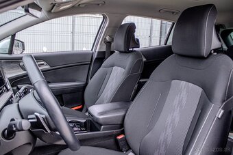 Kia Sportage 1.6 T-GDI mHEV Gold 4WD A/T7 132kW 11/2023 - 8