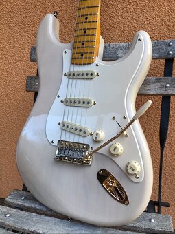 Squier Classic Vibe Stratocaster “Mary Kaye” (FSR) - 8