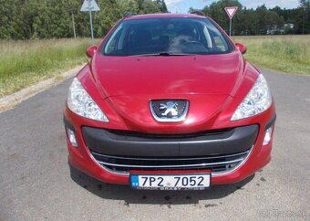 Peugeot 308 1,4 70kw 1 MAJ 91 000KM benzín manuál 70 kw - 8