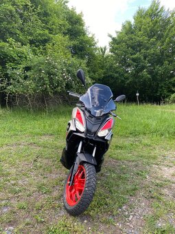 Predám Apriliu SR GT Šport 125 11kw - 8