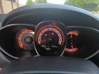 Lada Vesta SW Croos - 8