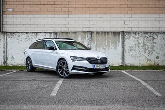 Škoda Superb Combi 2.0 TDI SCR Sportline 4x4 DSG White - 8